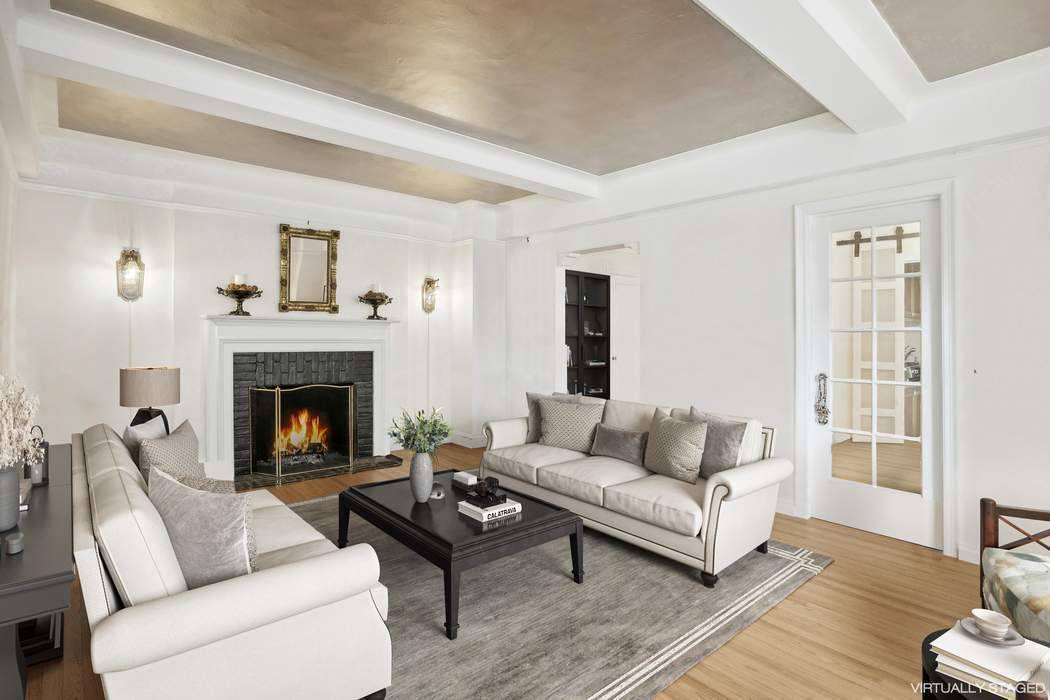 Extraordinary Prewar Gramercy Gem Welcome to this beautifully renovated prewar one bedroom home at the renowned Gramercy House.
