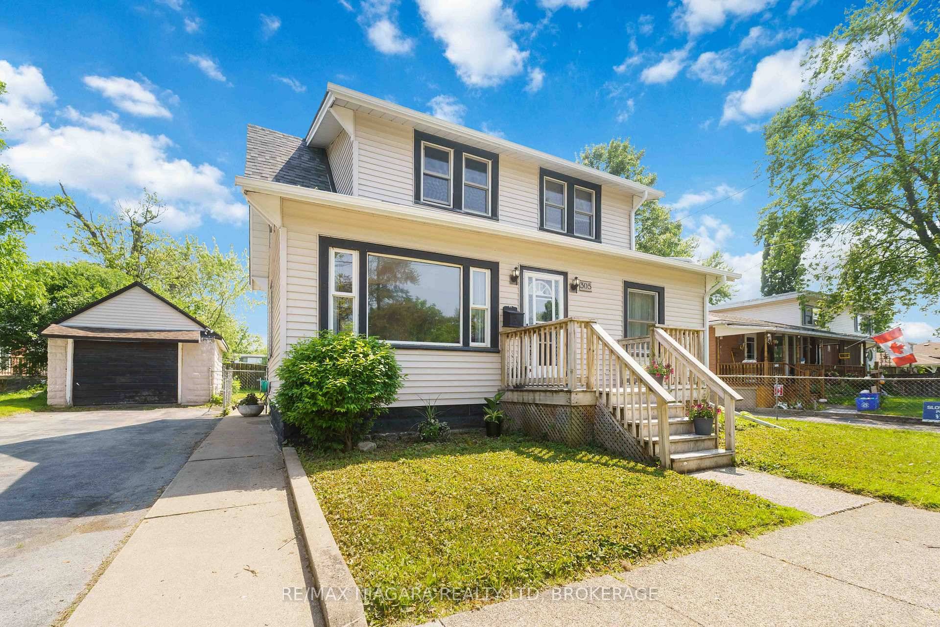 Bright, Spacious amp ; Centrally Located in Fort Erie !
