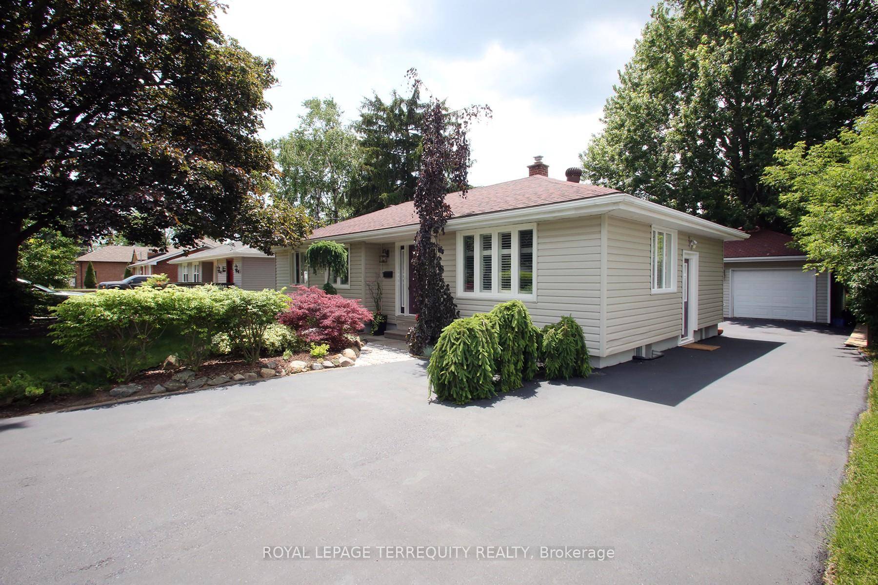 Welcome to Your Private Muskoka Like Getaway Family Home in the Heart of Whitby.