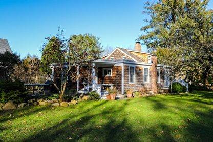 Cottage in Sag Harbor Village!