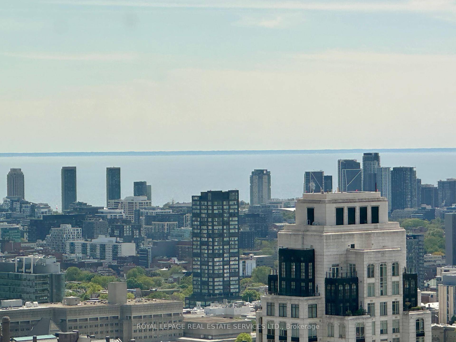 AMAZING, famous, coveted 1 Yorkville Condo situated in the core of Toronto's most designated Yorkville neighborhood withworldwide shopping boutiques, classy restaurants and cafes, steps to the Subway and UofT This ...