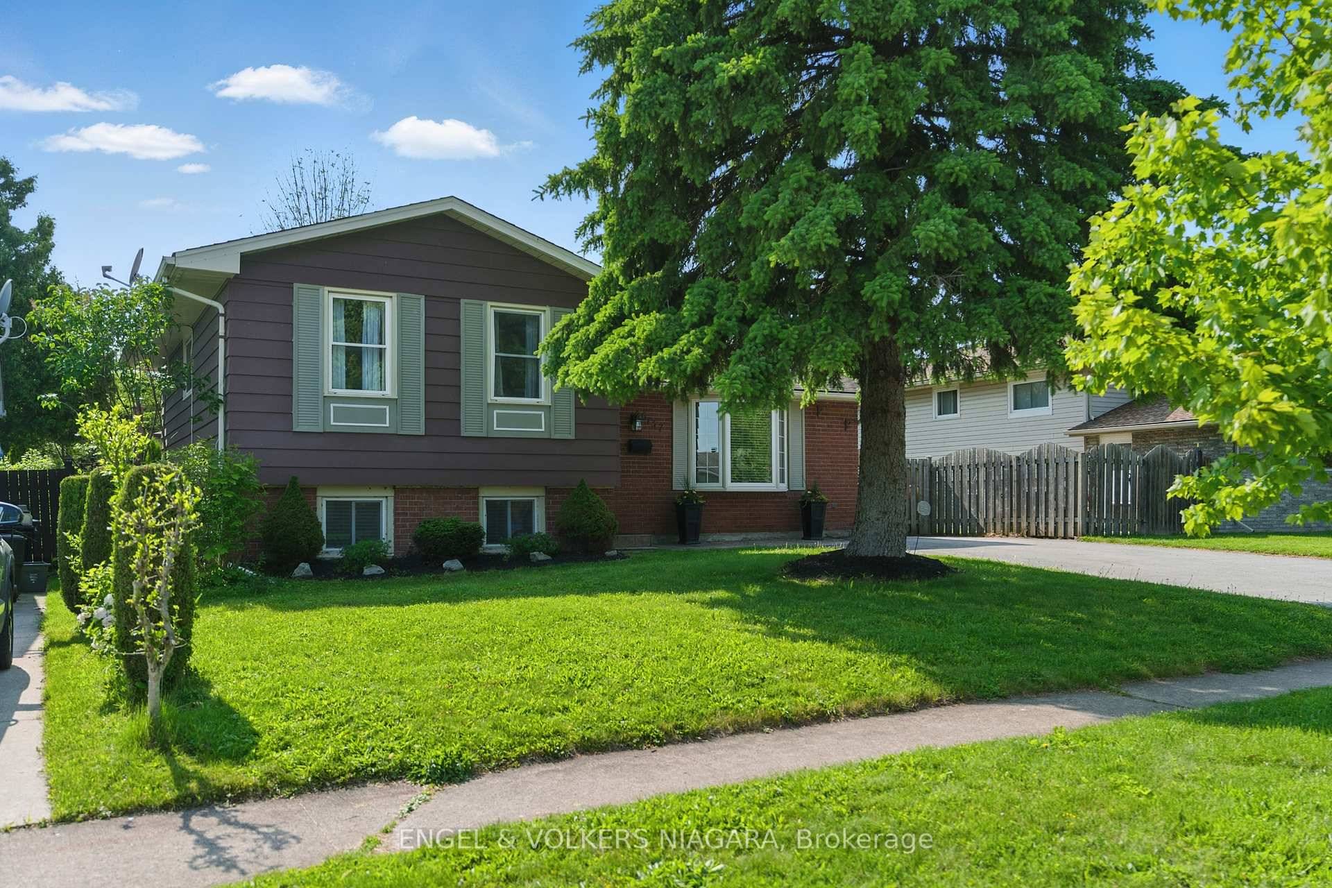 Welcome to 6137 Kirkland Drive.