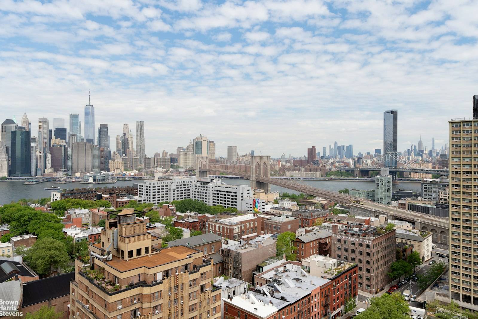 Perched high above the city on the 20th floor of a full service Brooklyn Heights co op, residence 20E at 75 Henry Street offers sweeping views of the Manhattan skyline ...
