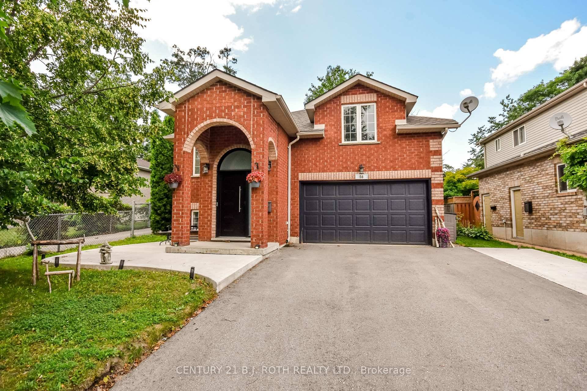 'Welcome to Country Club Estates North Barrie's Hidden Gem !