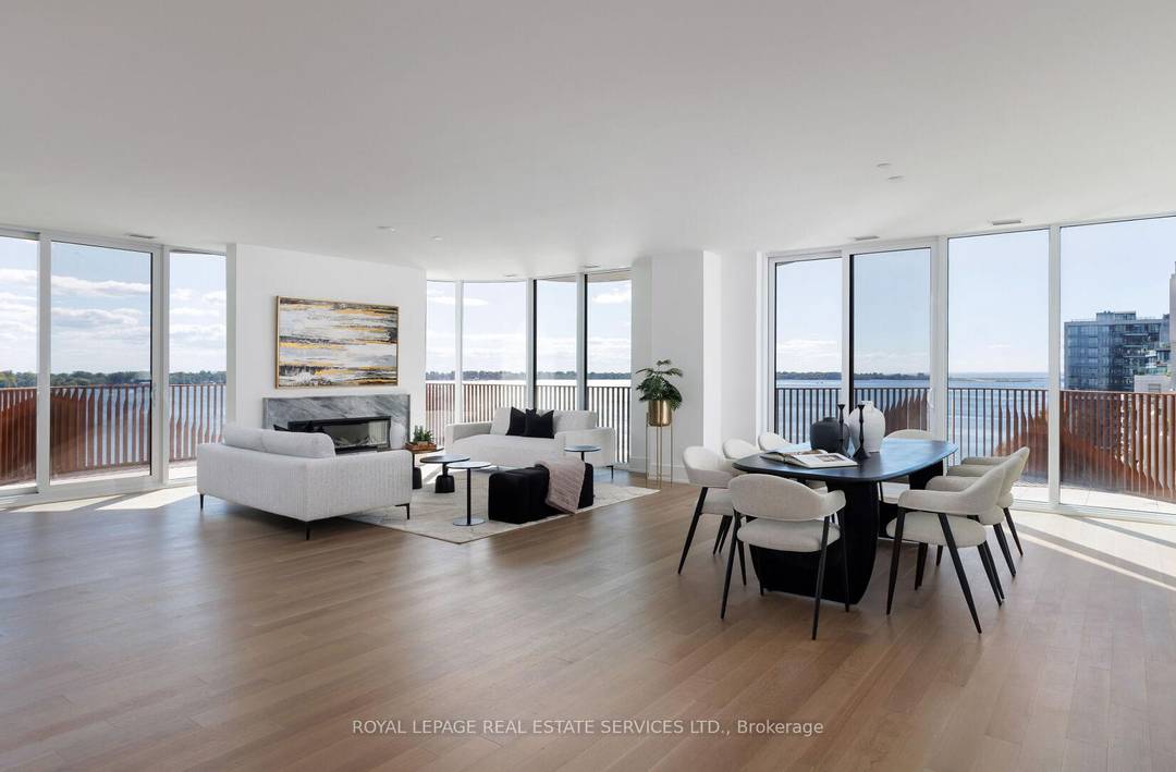 Spectacular Sought After Southwest Corner Suite In Coveted South Tower Luxurious Aqualuna By Tridel Absolutely Gorgeous amp ; Upgraded Waterfront Suite With Unobstructed Lake Views, Feels Like You Are Sitting ...