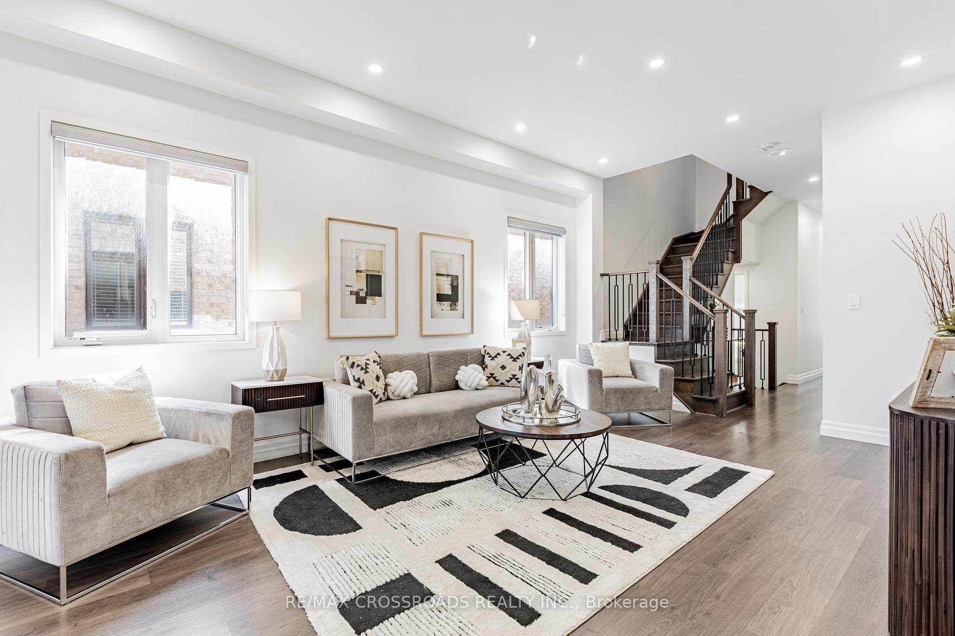Welcome to 192 Elyse Crt, A Stunning End Unit Townhouse With Loads Of Upgrades, 4 Bed Rms 2369Sqft Semi Like unit With Walk out Basement On Primary Lot Back To ...