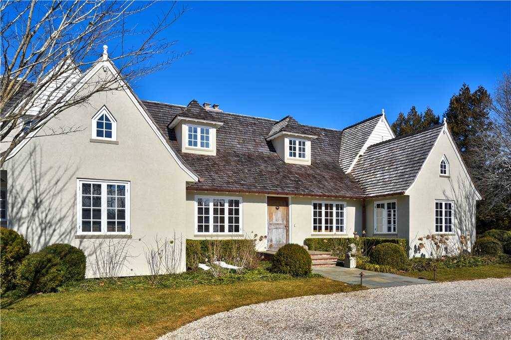On coveted Middle Lane in East Hampton Village, this newly renovated and exquisitely designed estate near fabled ocean beaches is now available to rent for summer 2021.