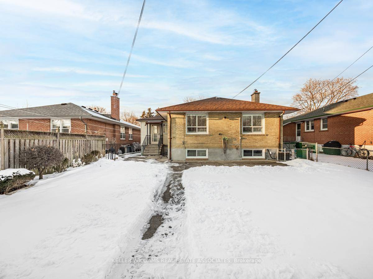 Welcome to 33 Winnipeg Road, a spacious Etobicoke bungalow, located in one of the most sought after family neighbourhoods.