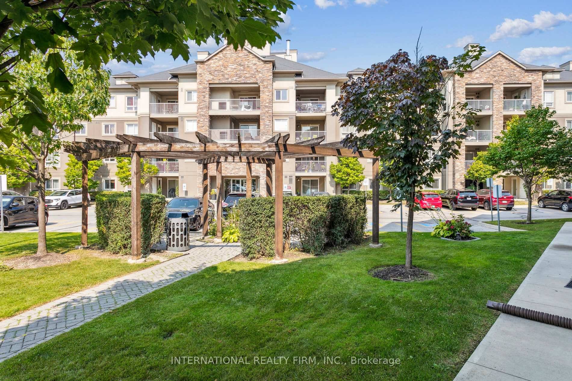Welcome home to this gorgeous 2 bedroom, 2 bathroom plus a Den unit !