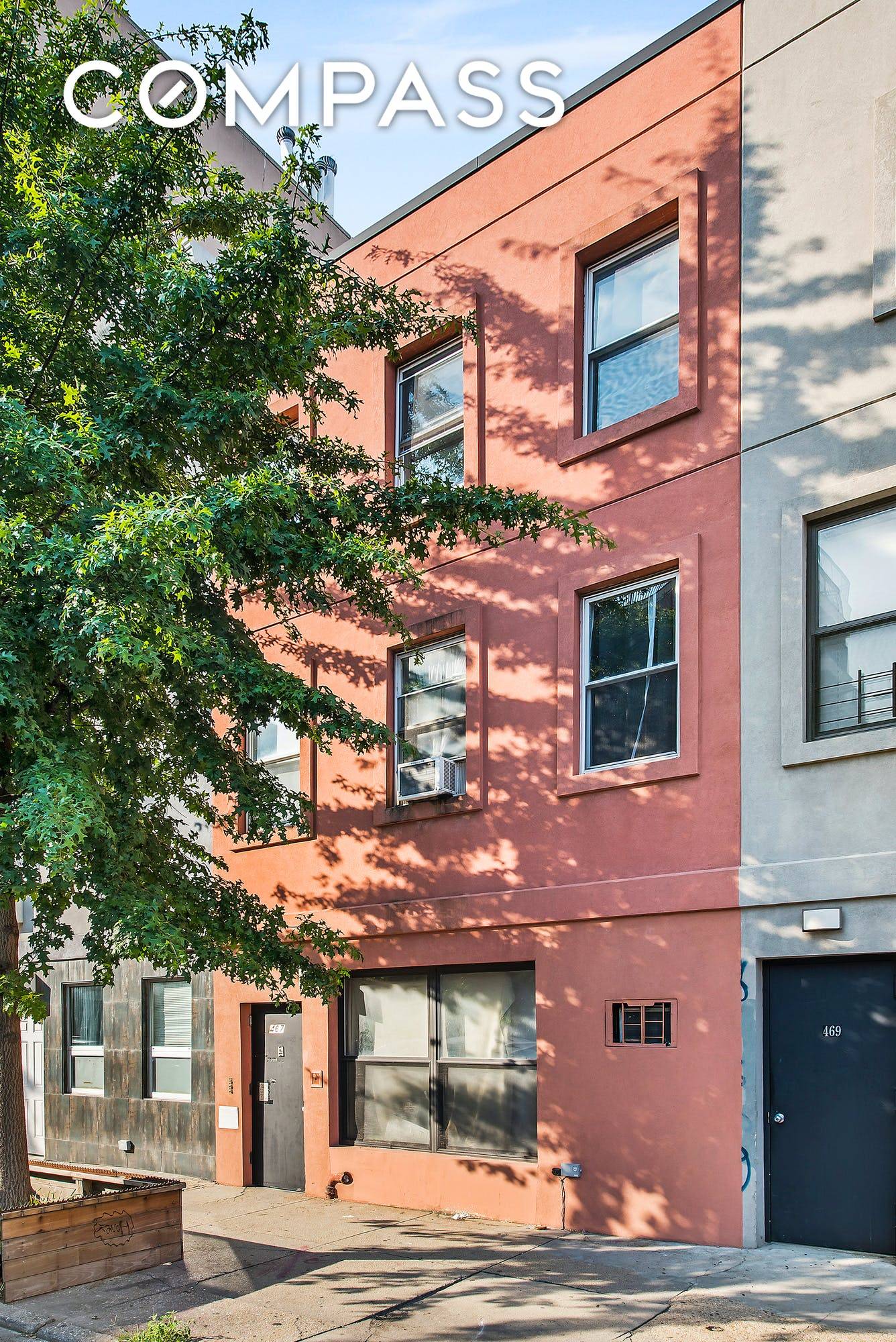 Three unit townhouse available in Williamburg's vibrant Southside.