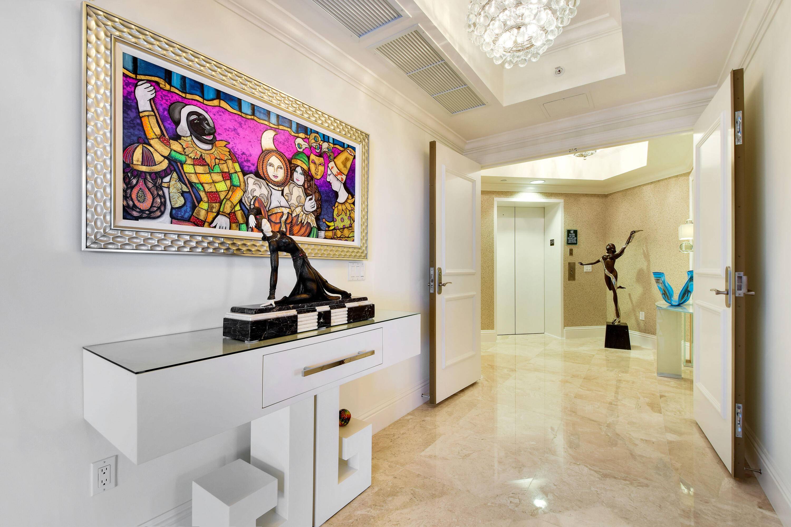 This STUNNING 2 bed Den 3.