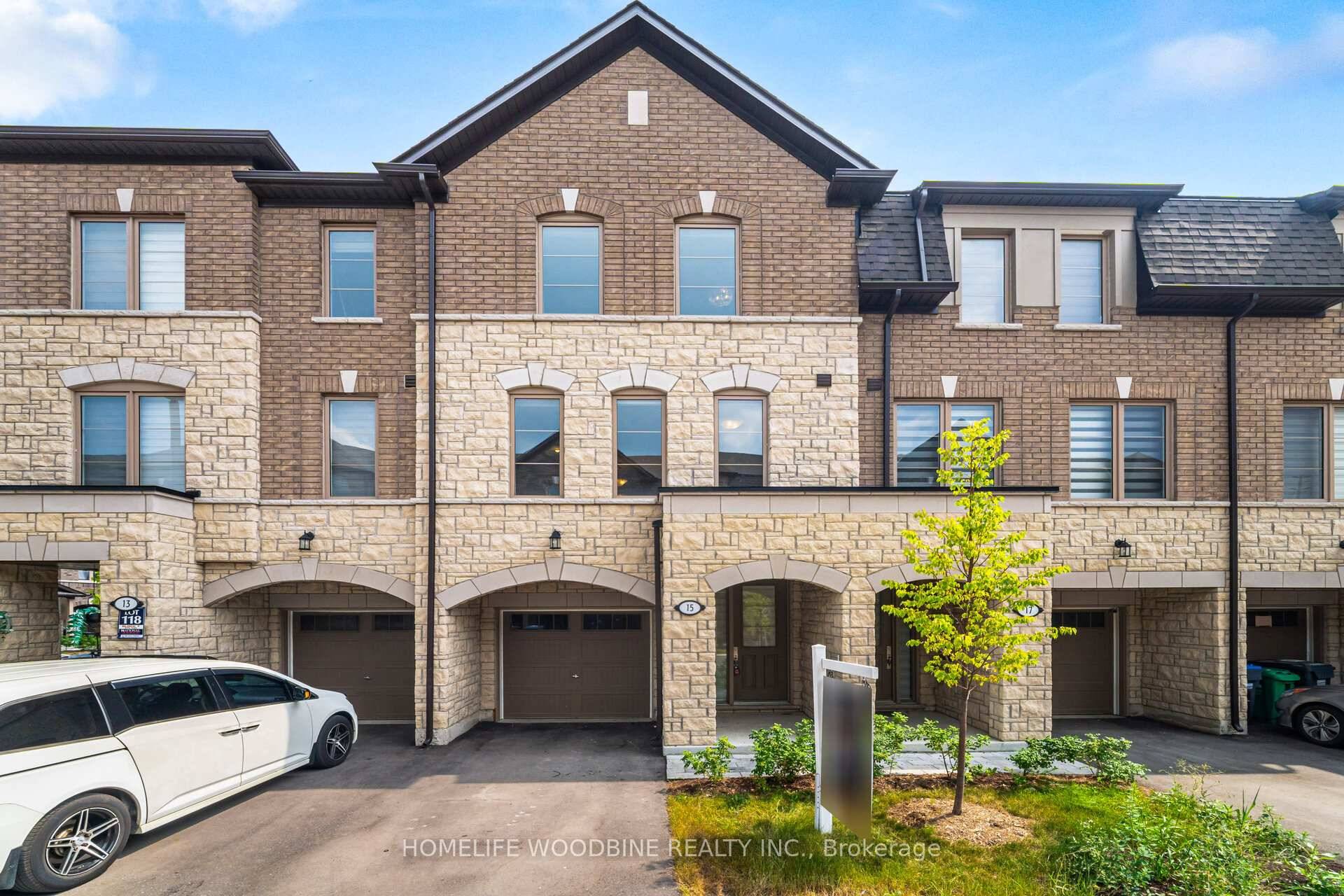 Look No Further ! This beautifully upgraded home offers 3 1 bedrooms and a bright, open concept main floor with soaring 9 foot ceilings.