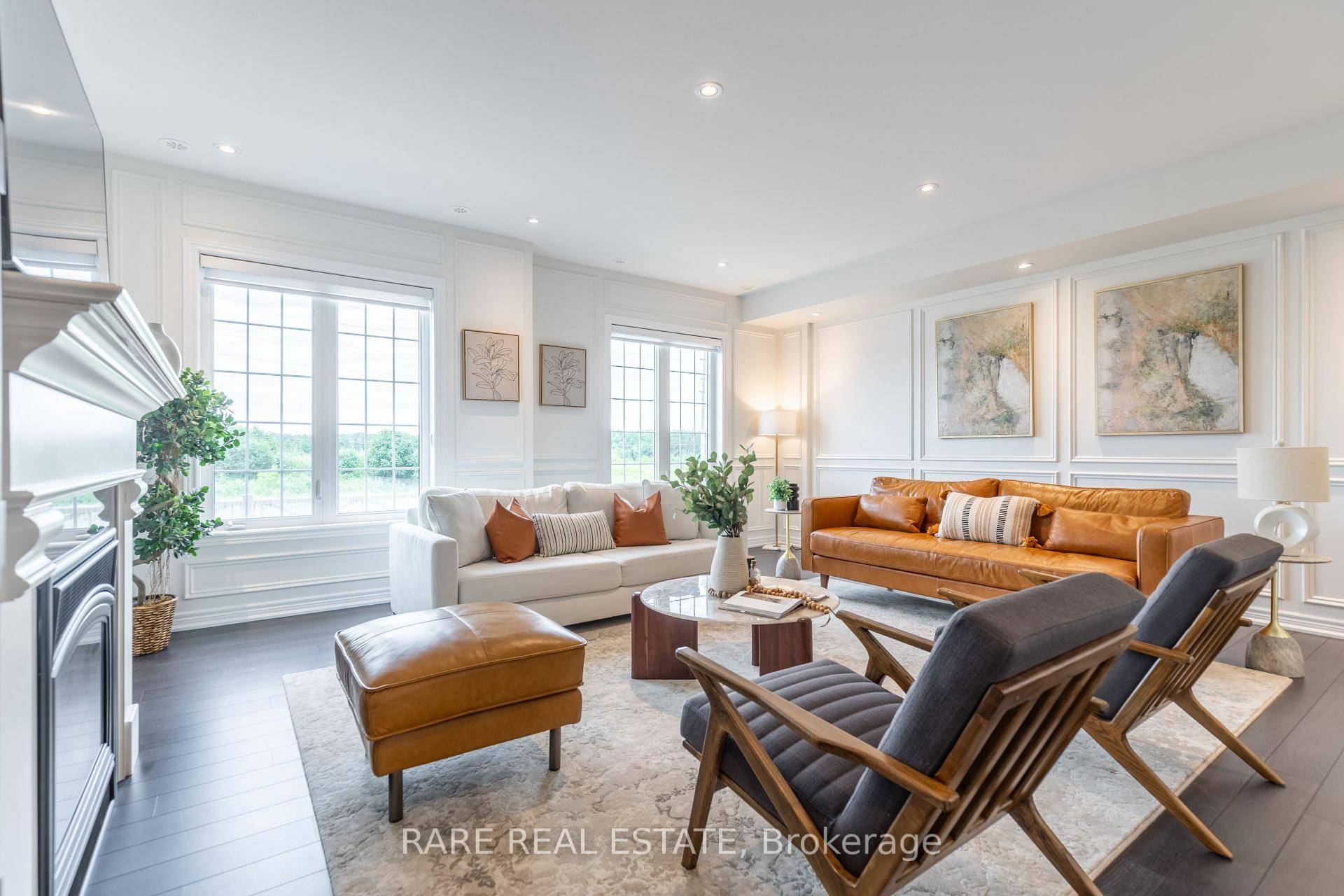 Escape to your dream home in this expansive 3 storey freehold townhouse, offering over 2, 518 square feet of above ground living space and the feel of a semi detached ...