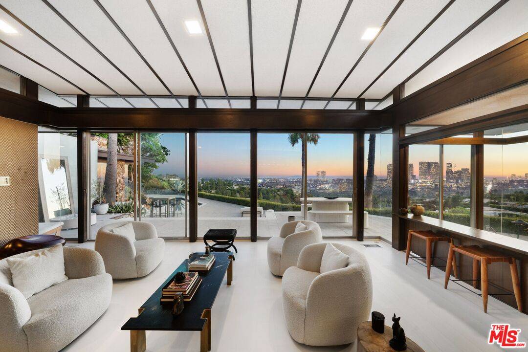 1760   Carla Rdg 5BR Beverly Hills Post Office | B.H.P.O. La