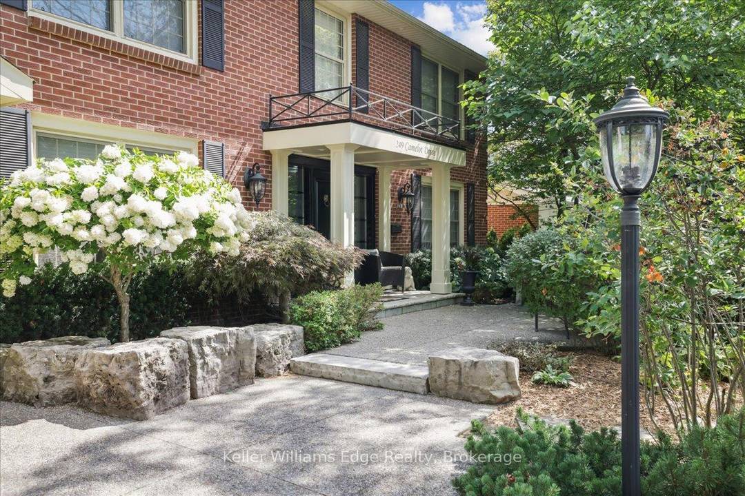An exceptional family residence nestled in one of Burlington's most coveted neighbourhoods, within the desirable Tuck Nelson school district.