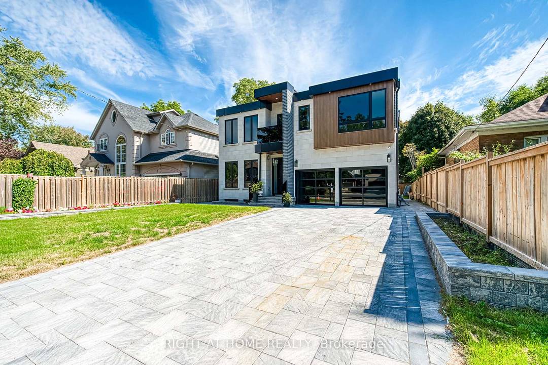 Wow, Modern custom built residence, nestled in the scenic Bluffs and designed with timeless elegance and modern comfort in mind.