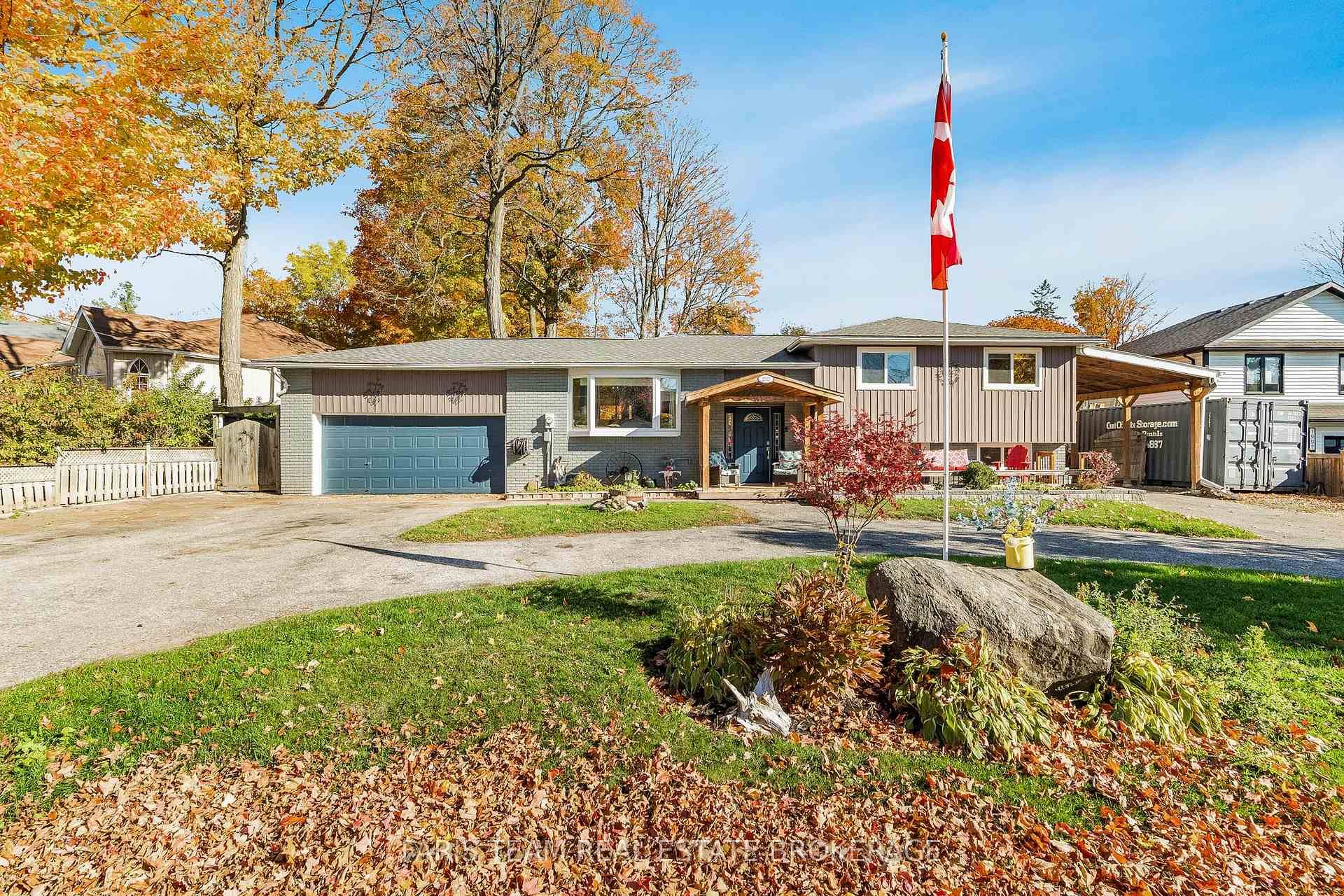 Top 5 Reasons You Will Love This Home 1 Set on a mature 100'x150' lot with an impressive curb appeal, you'll love the wide frontage and ample parking for all ...