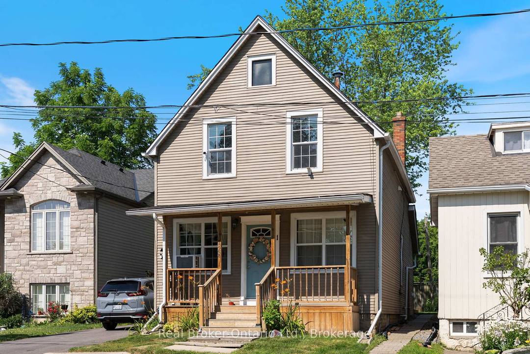 Attention Investors ! Turnkey LEGAL duplex in a prime Thorold location ideal for your growing portfolio.
