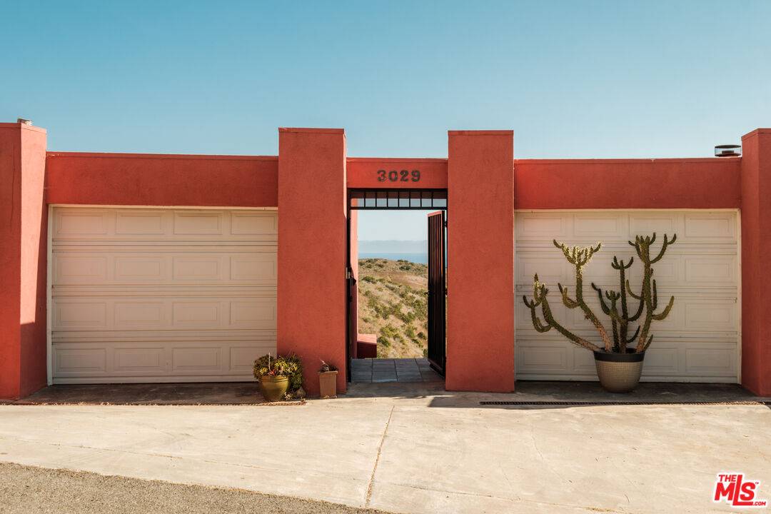 3029   Sequit Dr 3BR Malibu La