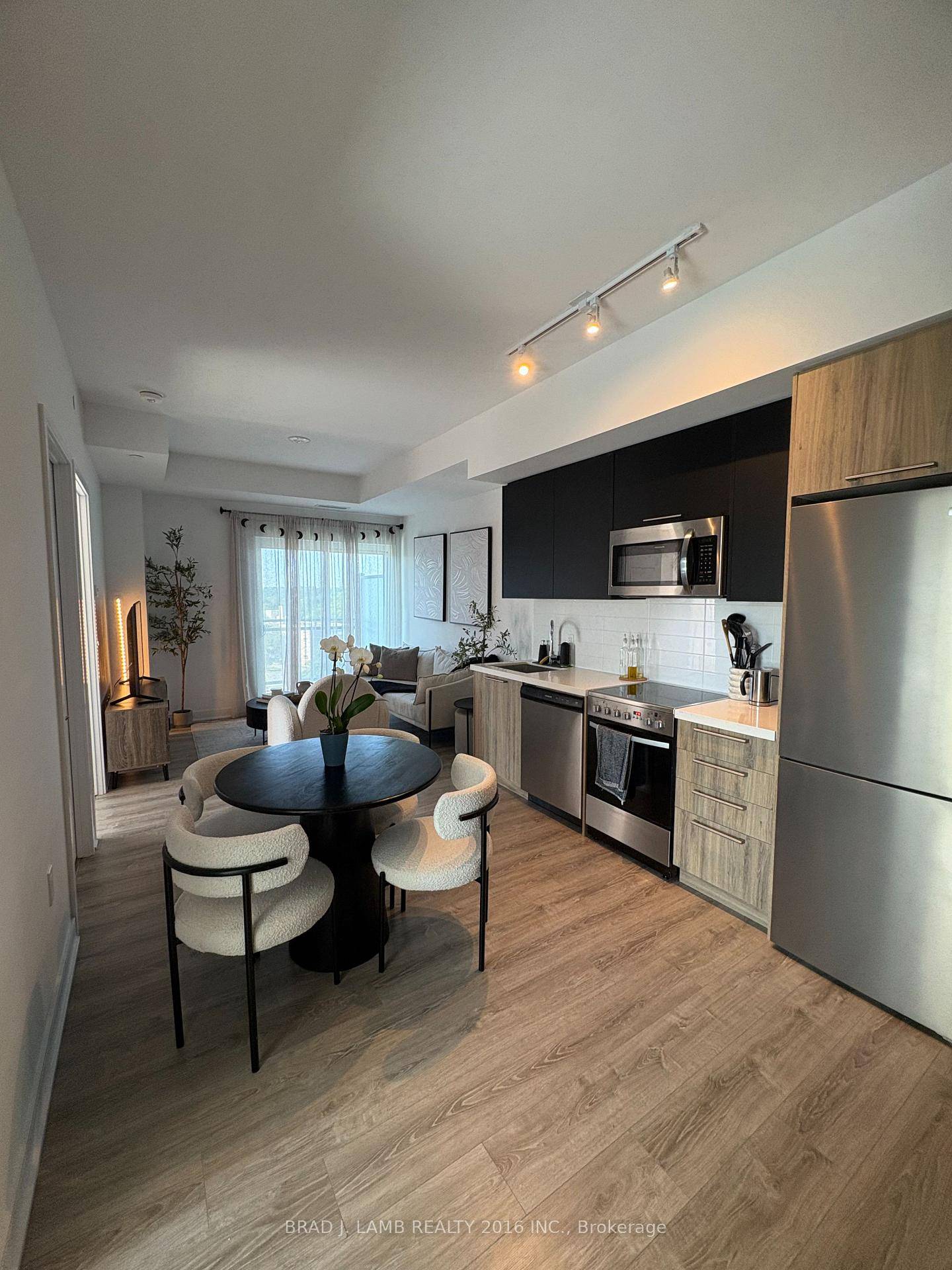 Attention A Tenants ! An Unparalleled Opportunity Awaits in the Prestigious Backyard Condos Project by Vandyk.