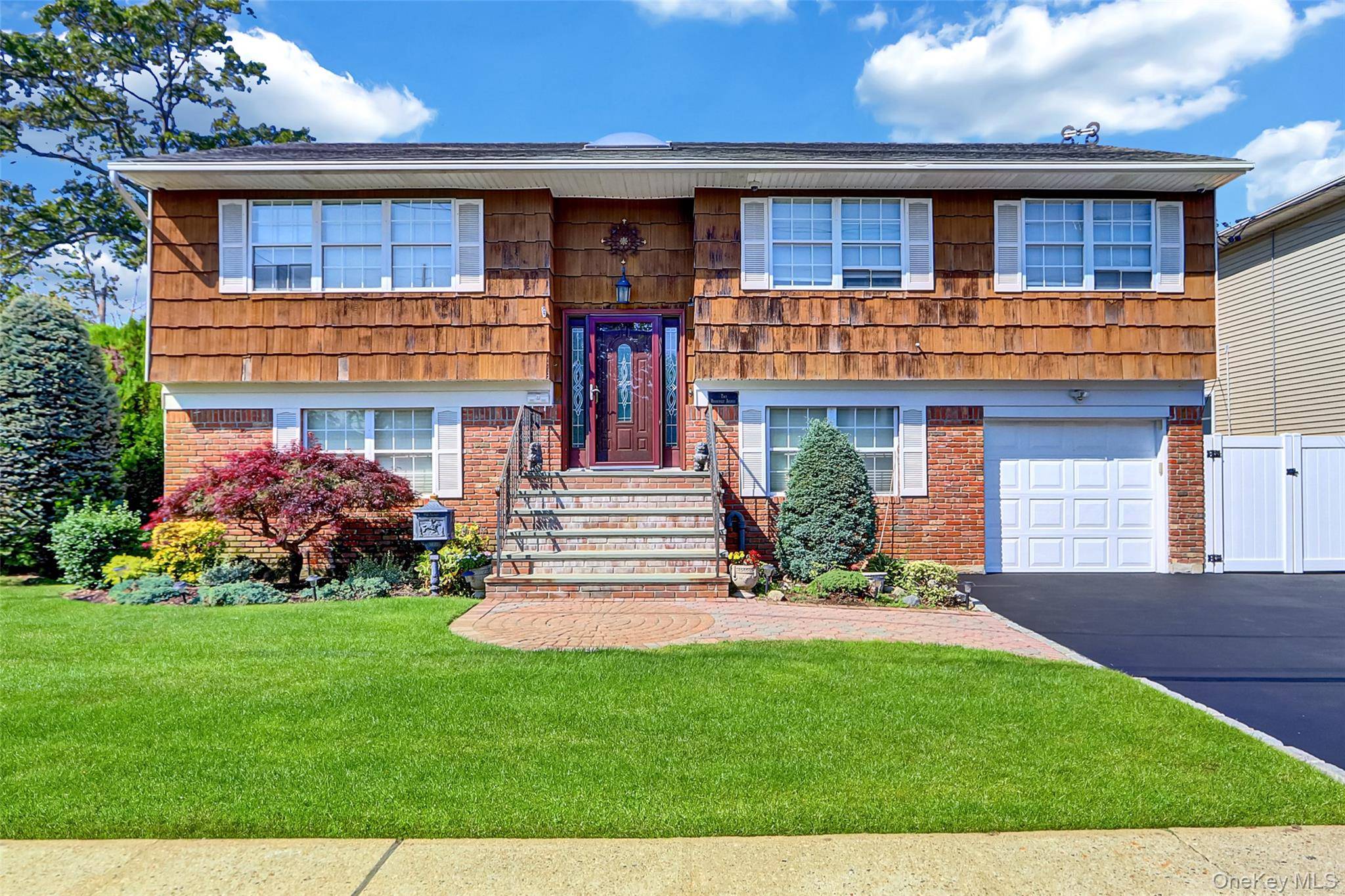 Five bedroom 3 bath home and perfect for everyone.