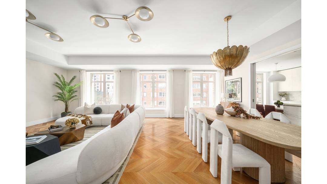 Coop with Condo Rules The Fourth Floor at 1228 Madison Avenue is a 4 bedroom, 3.