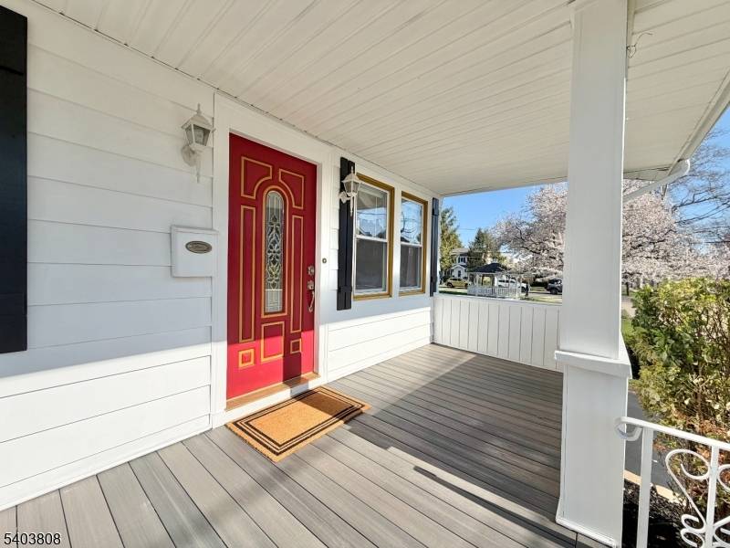 Welcome to this delightful Fair Lawn residence.