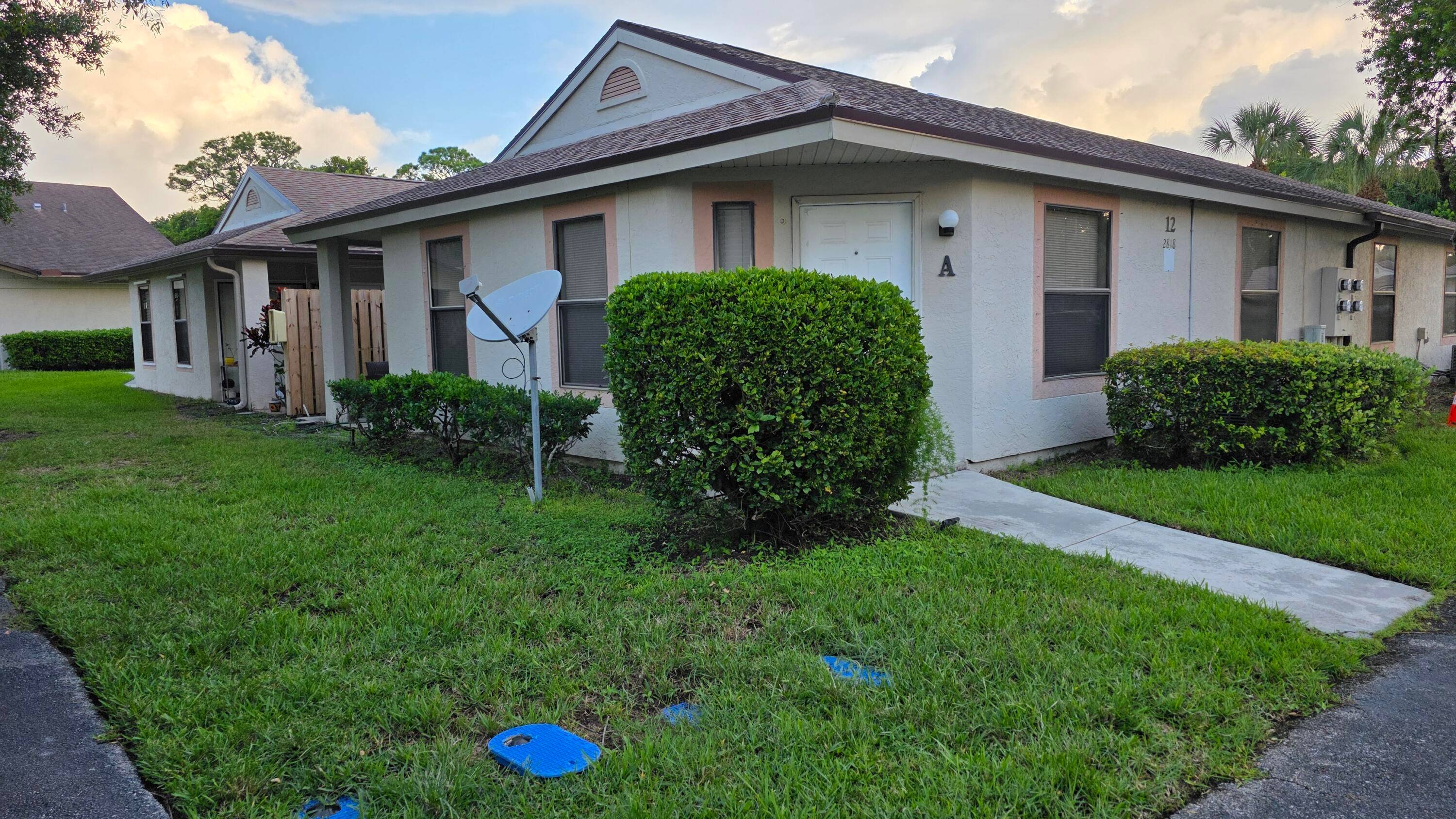 Centrally located in Ft Pierce.