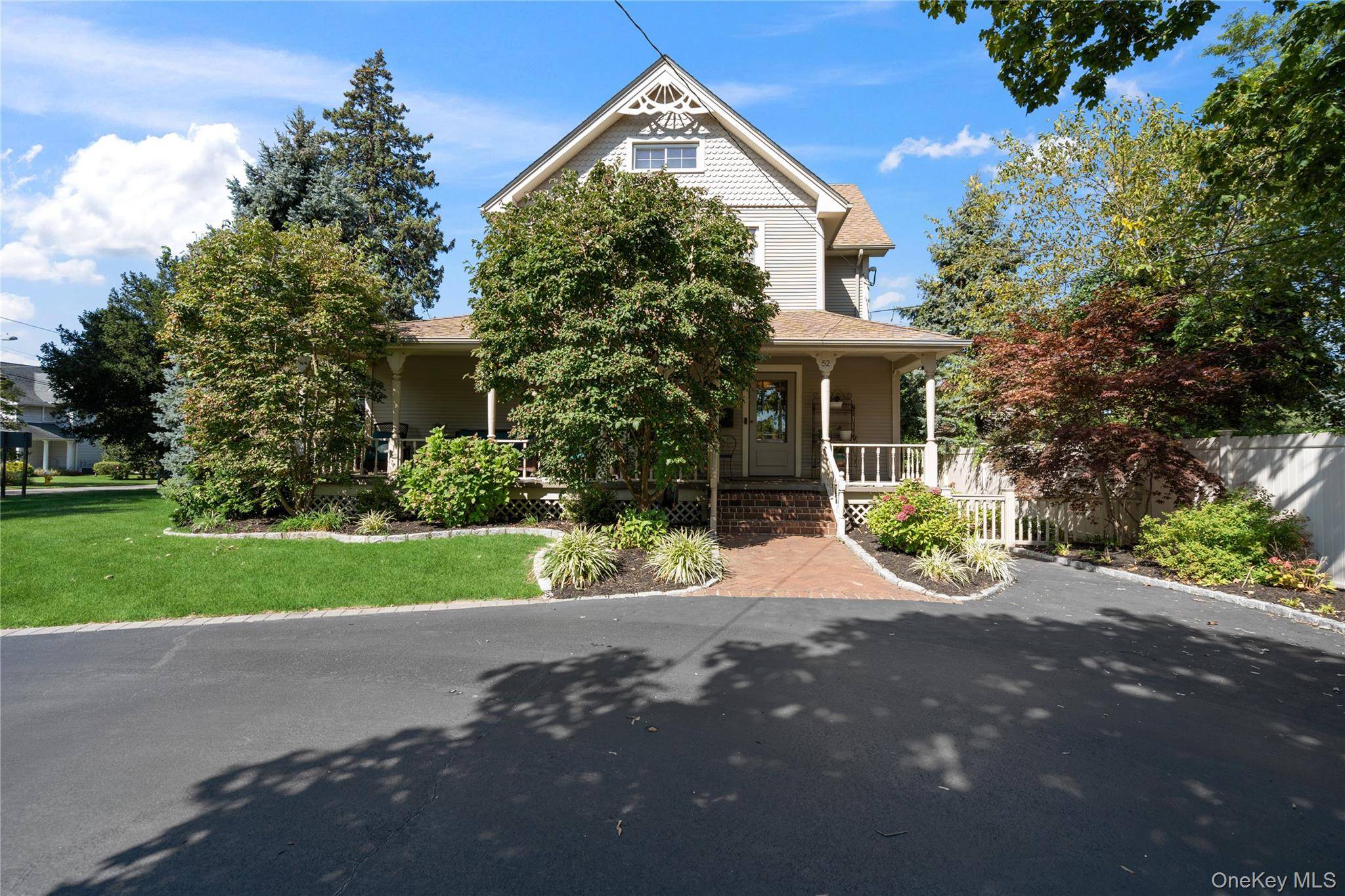 Grand Victorian Home Built in 1907 in Beautiful Renovated Condition.