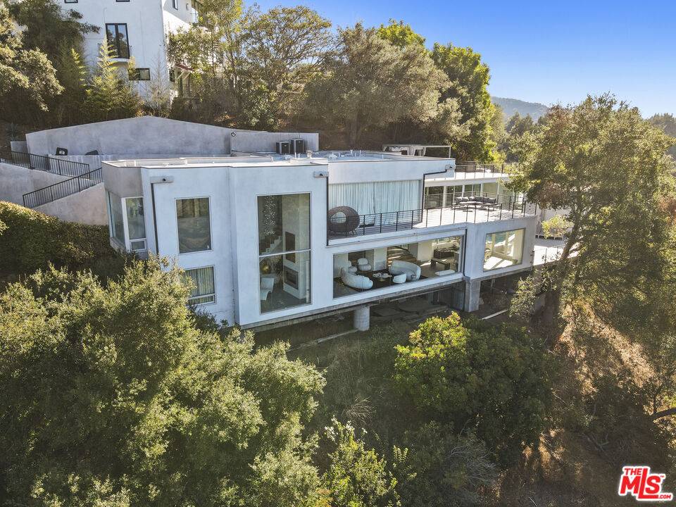 9716   Oak Pass Rd 4BR Beverly Hills Post Office | B.H.P.O. La