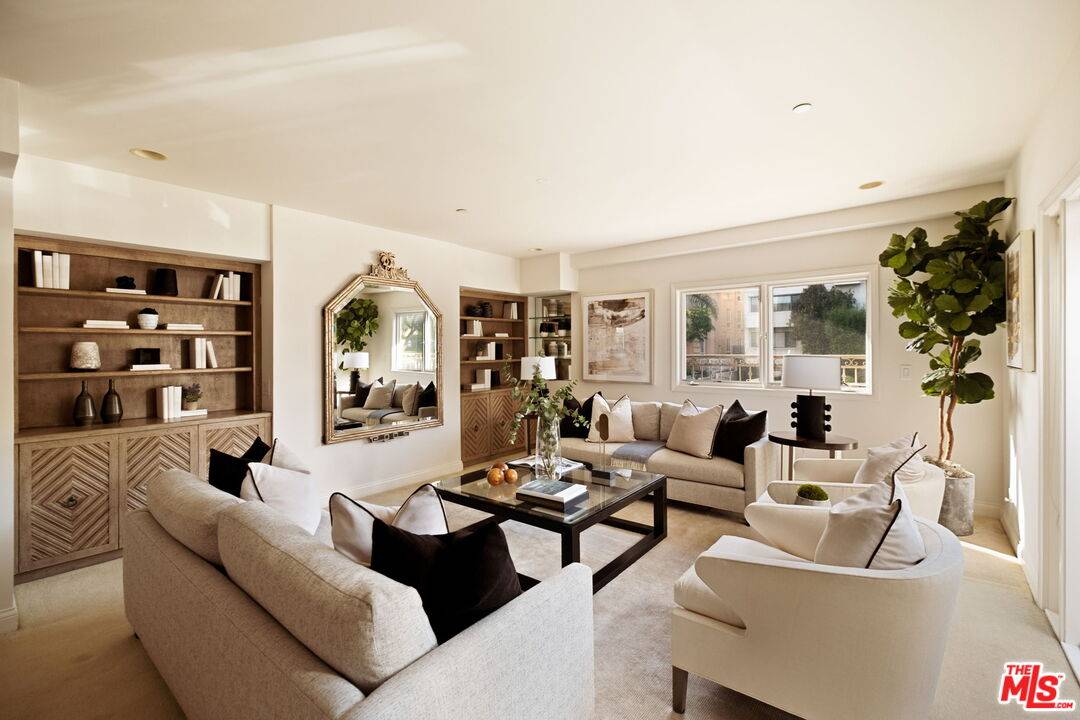 11916   Gorham Ave 2.0 Brentwood LA