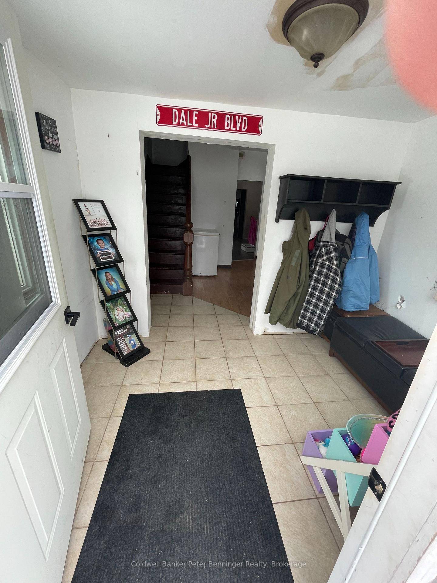 Well loved, affordable home on a great lot in the Village of Paisley !