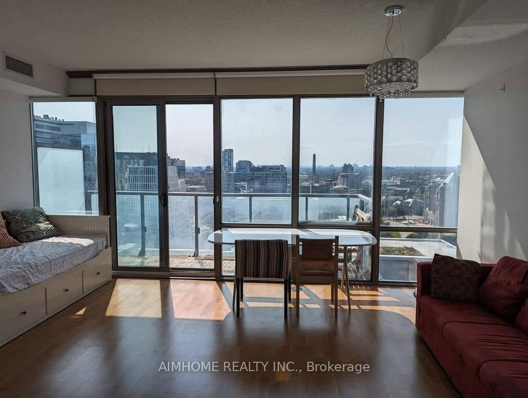 FURNISHED ; Include water, hydro, internet, AC amp ; heat ; Near UofT St George Campus ; Walking distance to two subway stations, restaurants, Eaton's Centre and Financial District.