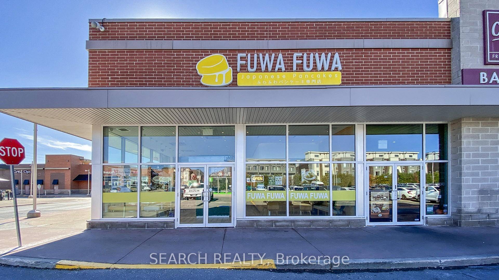 Beautifully recently renovated, open concept restaurant in a prime Bathurst amp ; Rutherford location.