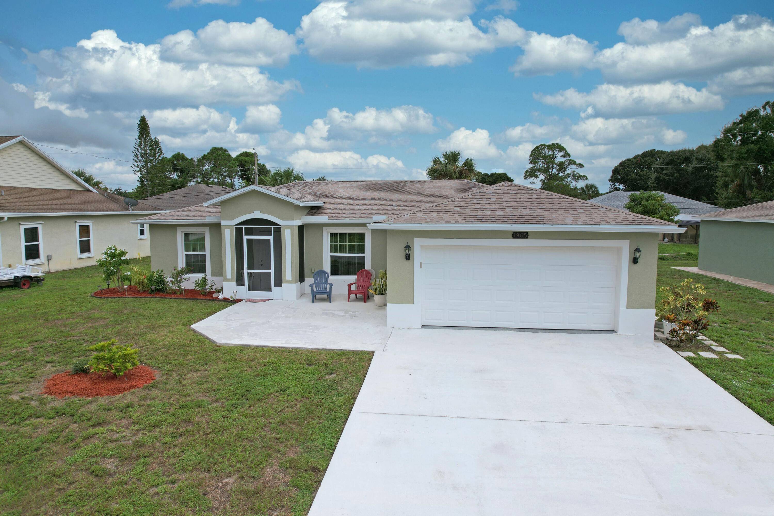Welcome home ! Your search for a like new and very well maintained 3 bed, 2 bath CBS home with a 2 car garage in Vero Beach, FL, without any ...