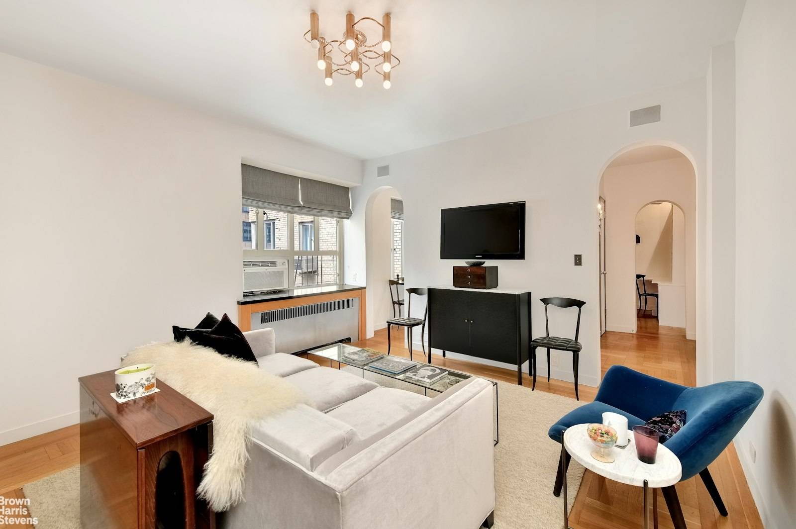 The perfect Top Floor studio in The Chelsea Warren.