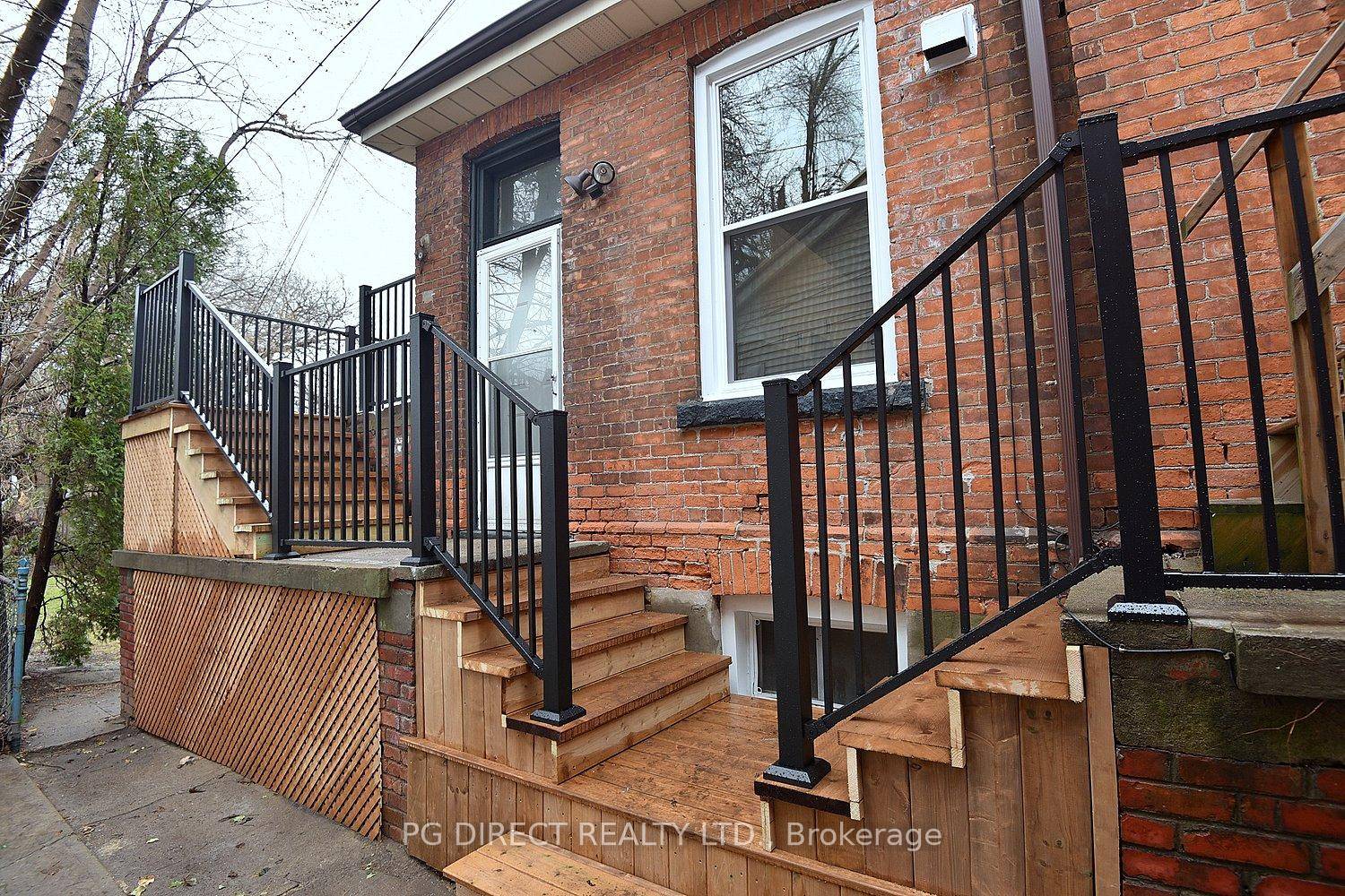 Visit REALTOR website for additional information.