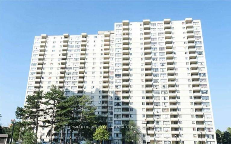 NOW FULLY RENOVATED Step into this Beautifully Renovated 2 Bedroom Condo, Offering a blend of Modern Design and Comfortable Living.