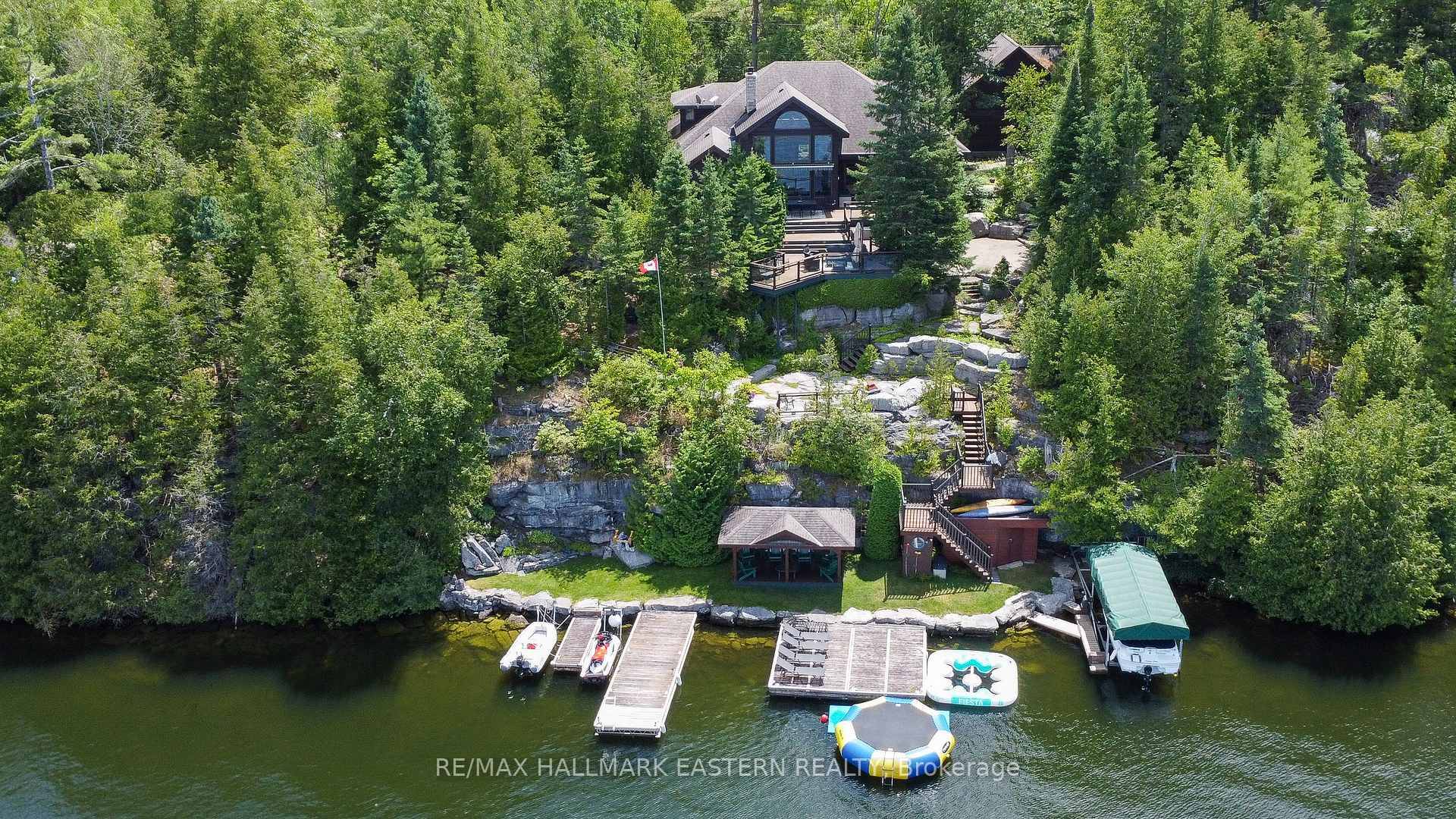 CLEAR LAKE West facing perfect waterfront on Rishor Ave.