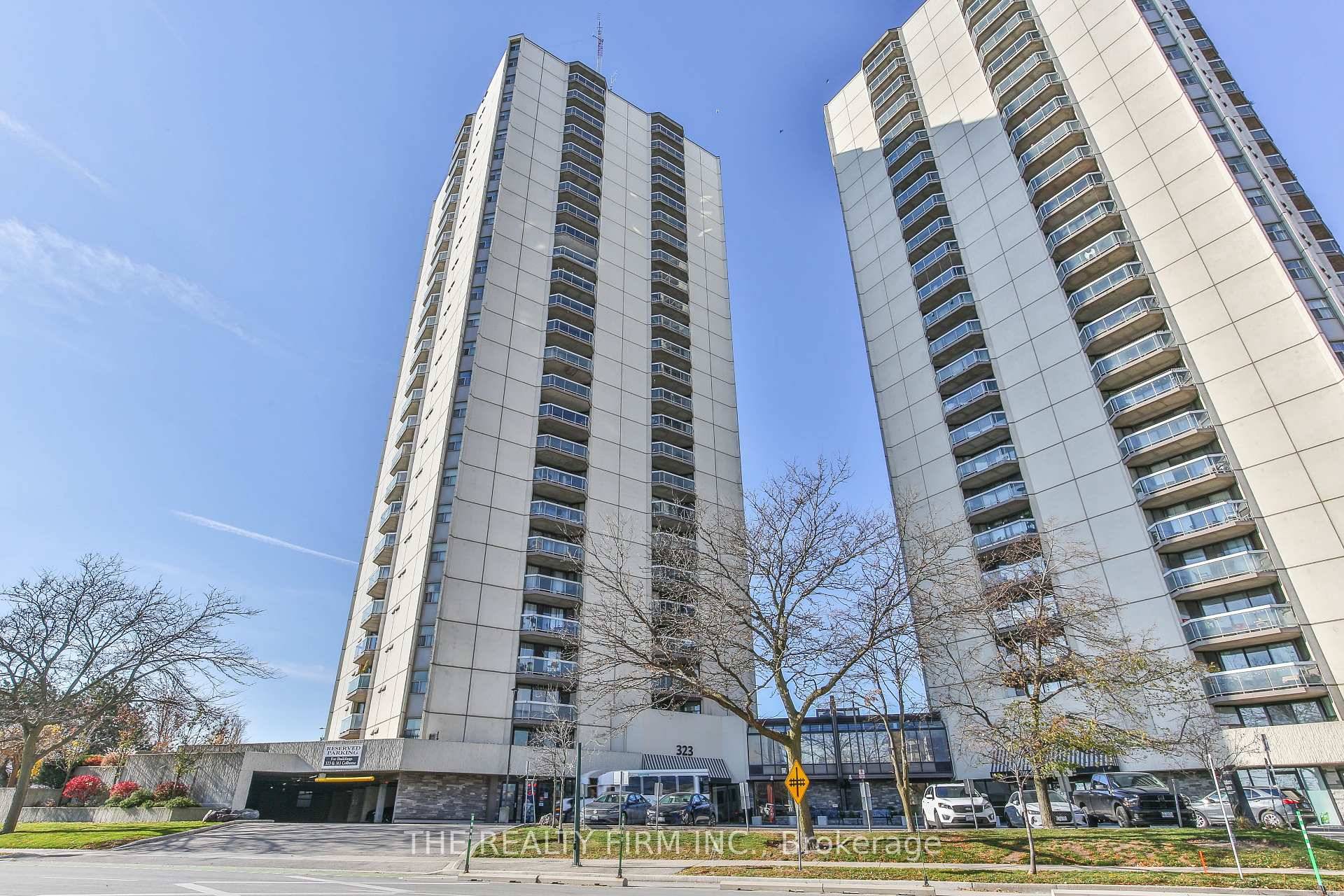 1 bedroom apartment available for lease ; located on the 26th floor with spectacular views from the large balcony !