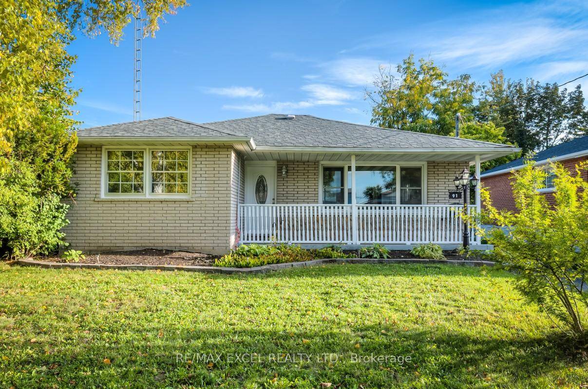 Beautifully renovated 3 bedroom bungalow situated on a 50 X 113 ft lot in a quiet, family friendly neighbourhood.
