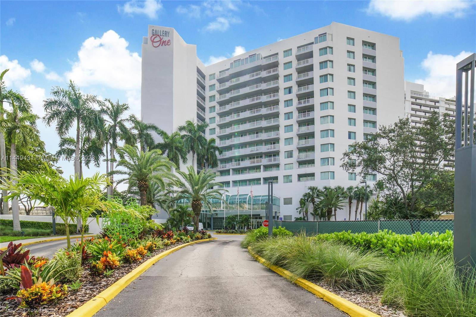 Gallery One, Fully Turnkey Furnished, 1bed 1bath, waterfront condo on the Intracoastal and steps away from world famous Fort Lauderdale Beach !