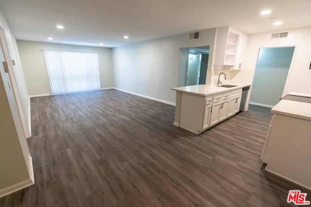 8375   Fountain Ave Hollywood Hills East LA