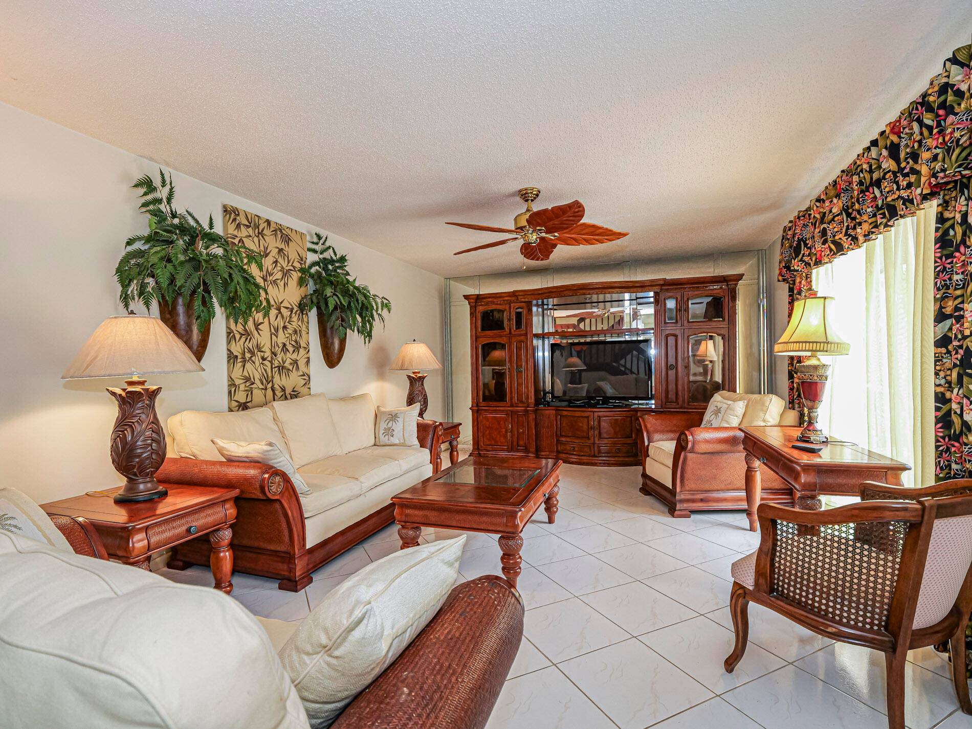 Turnkey, being offered with furnishings negotiable.