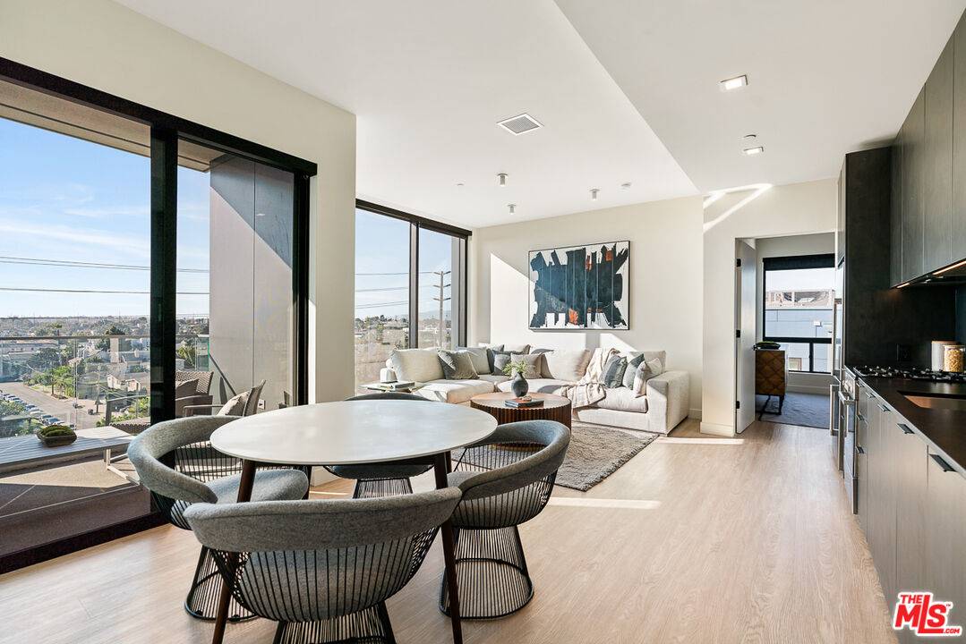 3688   Overland Ave 1BR La