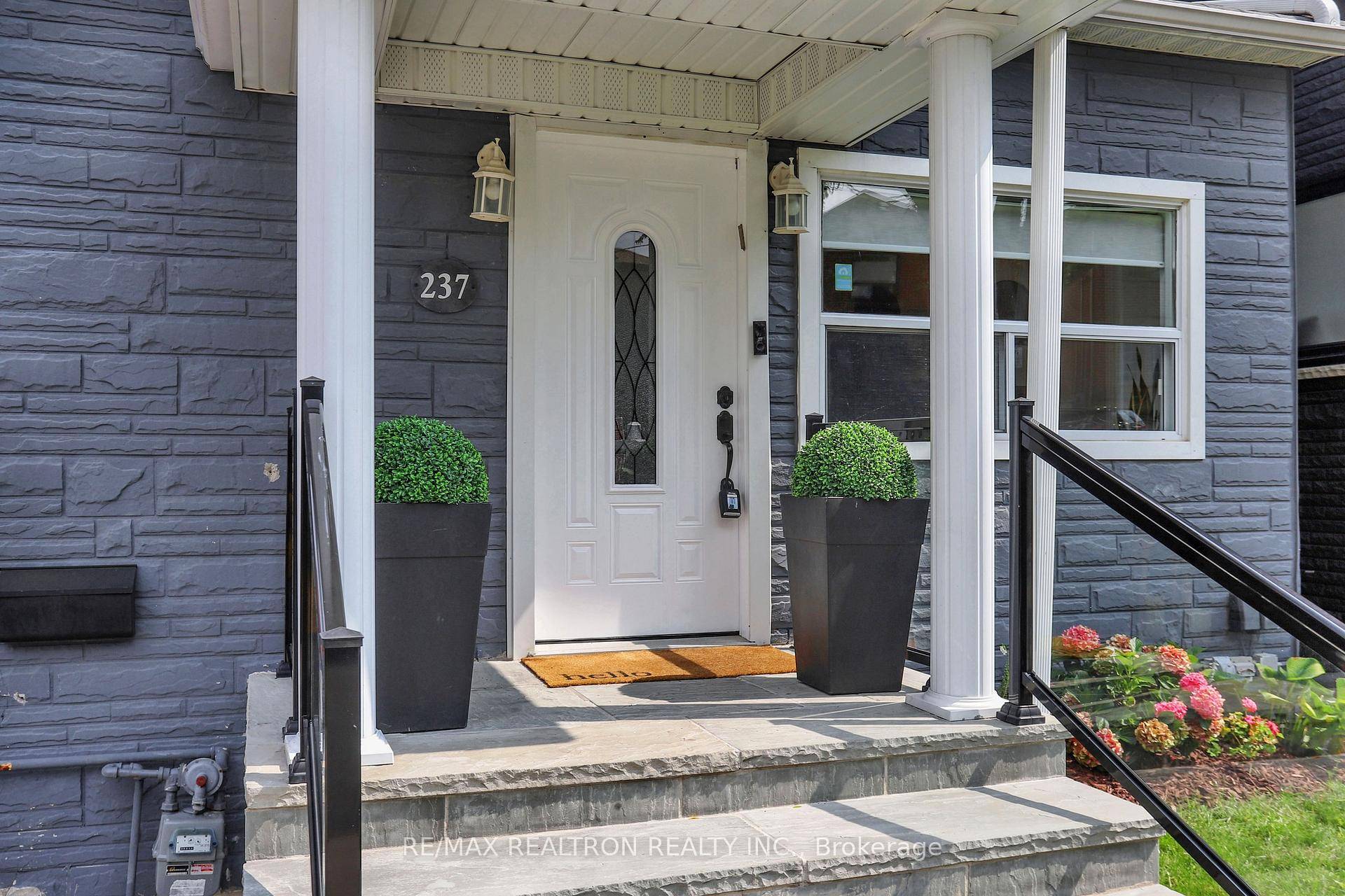 Updated 3 1 Bedroom Home in Prime Location This detached 2 storey home features a practical and flexible layout.