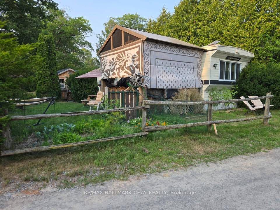 Lakeview Mobile Home With New 12 x 12 Ft Pavilion In Sought After Quiet amp ; Family Friendly Cedardale Resort !