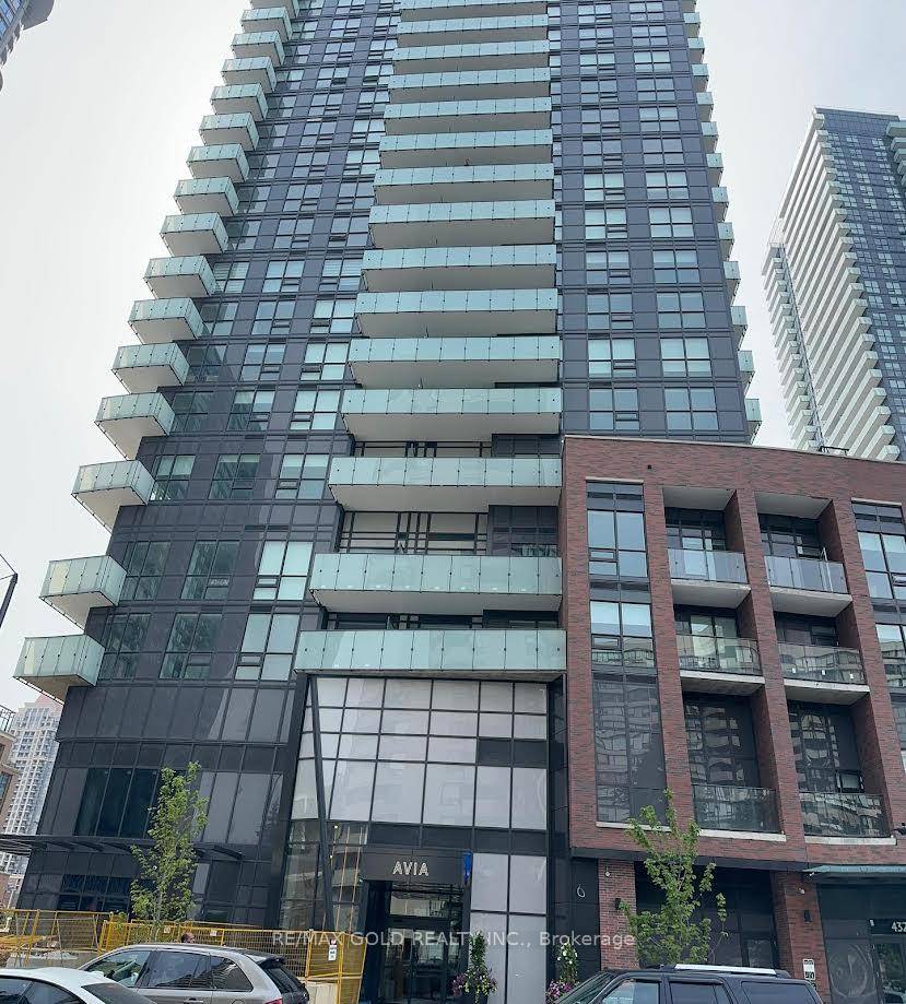 Welcome to your brand new, never lived in 1 bed, 1 bath condo perched on the 29th floor of the stunning AVIVA1 Tower, right in the heart of Mississauga's vibrant ...