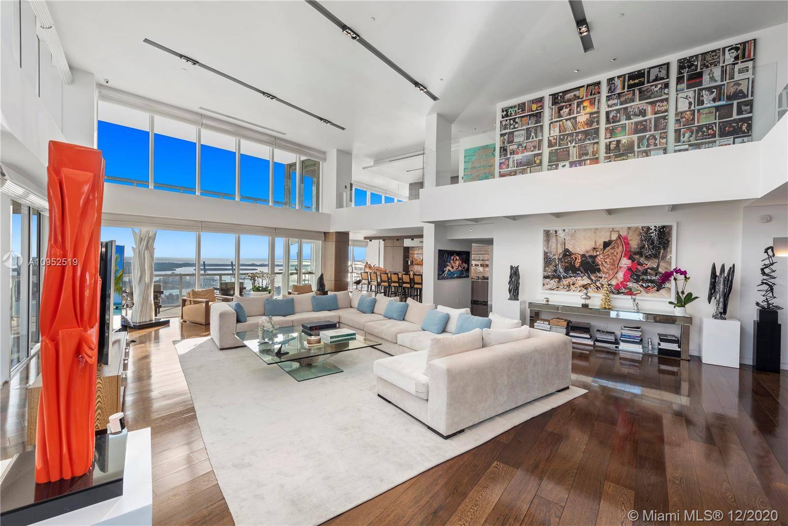 SULTRY ENTERTAINER S DREAM TROPHY PENTHOUSE WRAPPED IN VIEWS AT THE ICON SOUTH BEACH !