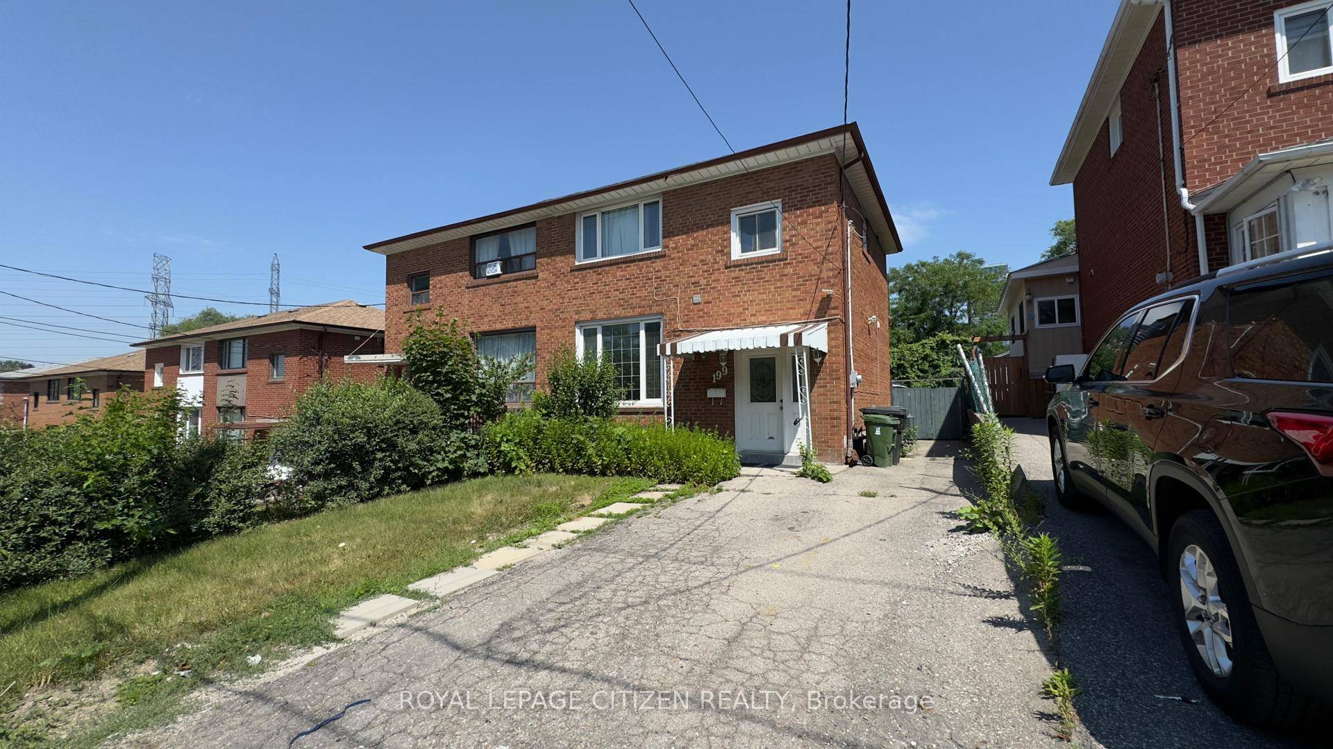 This Spacious And Inviting Apartment Is Located On The lower level Of A Well Maintained Semi Detached Home, Offering The Perfect Combination Of Comfort And Convenience amp ; Includes Utilities.